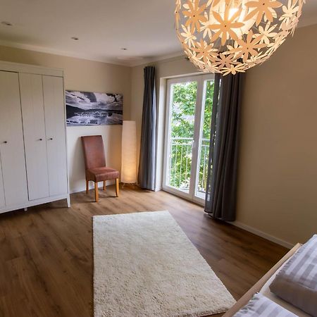 Ferienhaus Moselhoehe -Neu- Трабен-Трарбах Экстерьер фото